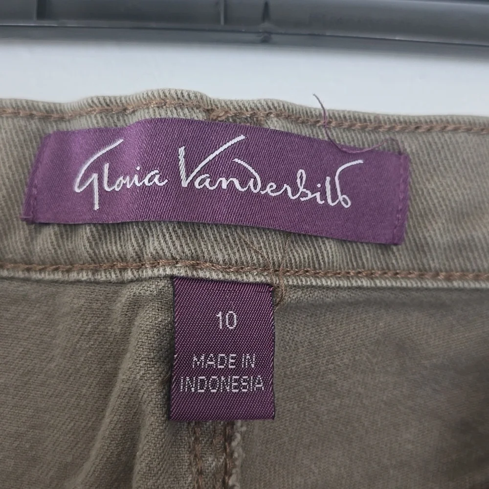 Gloria Vanderbilt Women's Khaki Chinos - Picture 2 of 4
